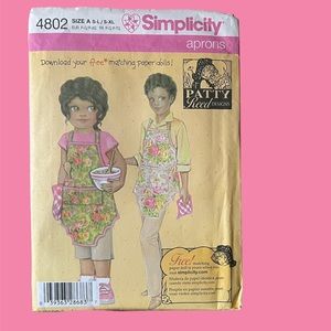 Vintage- Simplicity 4802 Aprons Sewing Pattern - Uncut.